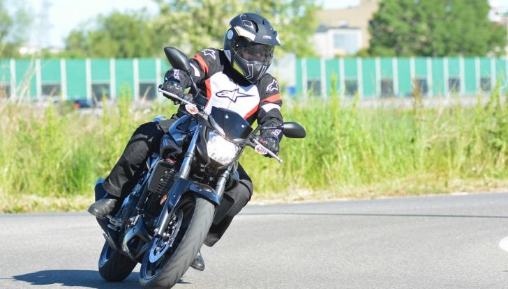 Prova Yamaha MT-03: entry level con qualcosa in più - Foto 19 di 28