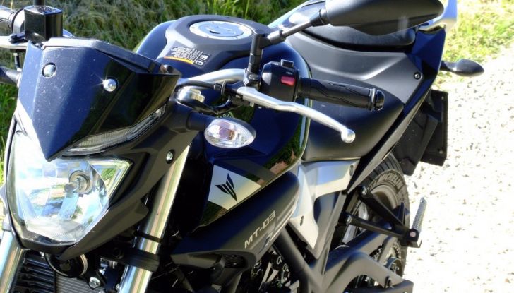 Prova Yamaha MT-03: entry level con qualcosa in più - Foto 6 di 28