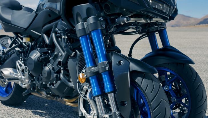 Yamaha Niken: sarà la star di Eicma 2017? - Foto 13 di 18