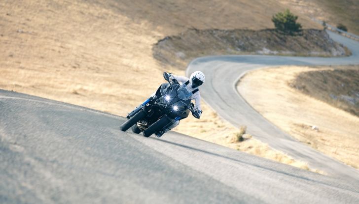 Yamaha Niken: sarà la star di Eicma 2017? - Foto 7 di 18