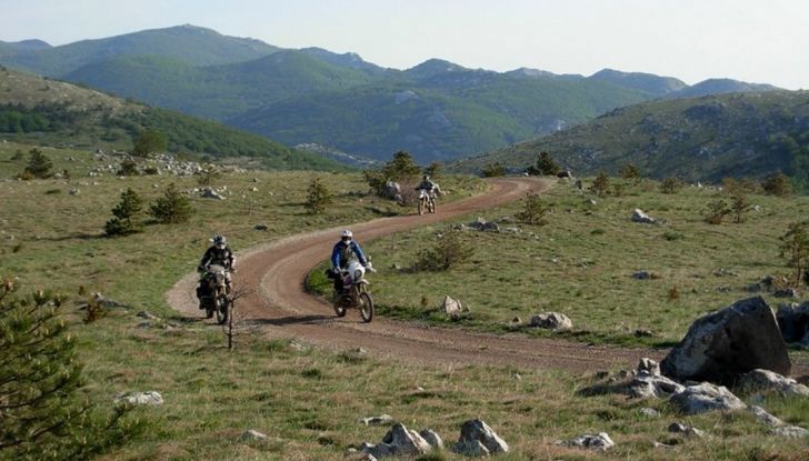 Adventouring: con Hat Venture e Fmi nasce il touring-avventura - Foto 17 di 22
