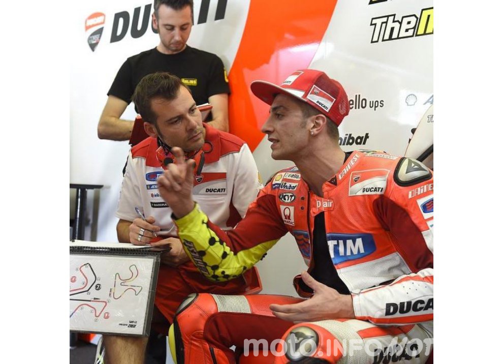 Andrea Iannone si infortuna ancora la spalla