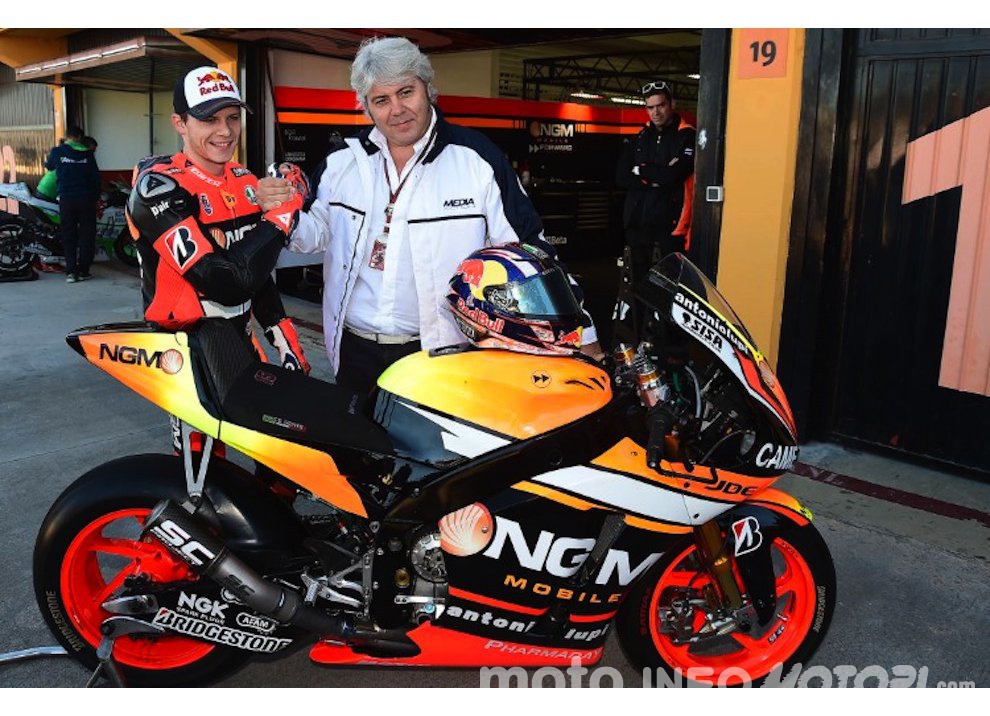BMW vuole Stefan Bradl per vincere il mondiale Superbike 2016 - Foto 4 di 6