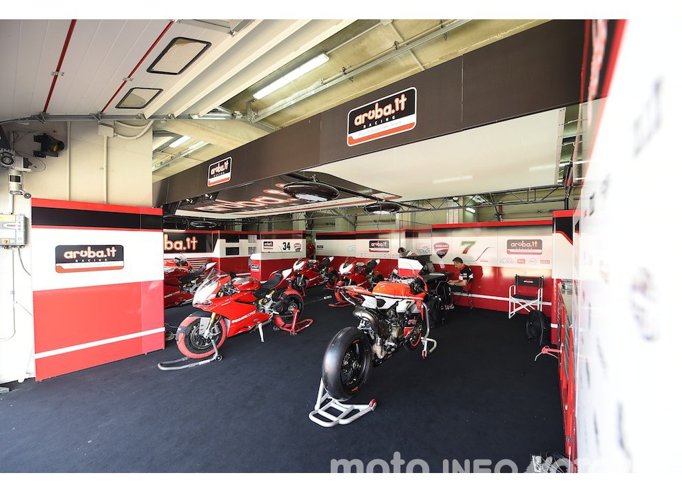 Ducati: lo store più grande del mondo a Nuova Dheli. - Foto 4 di 12