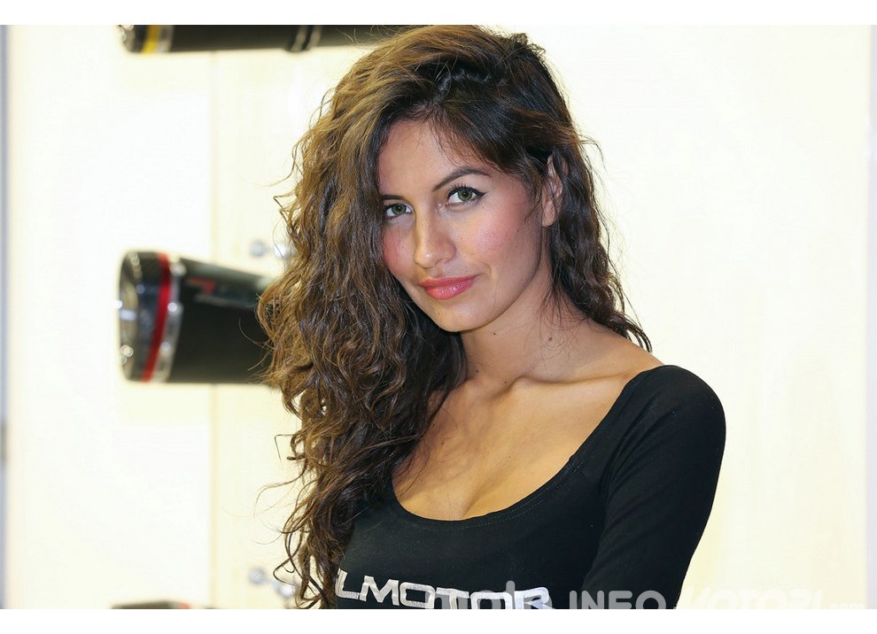 EICMA 2015: le ragazze più belle del salone - Foto 22 di 79