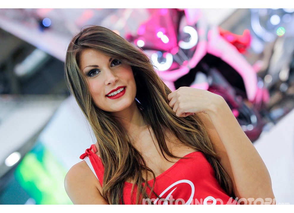 EICMA 2015: le ragazze più belle del salone - Foto 32 di 79