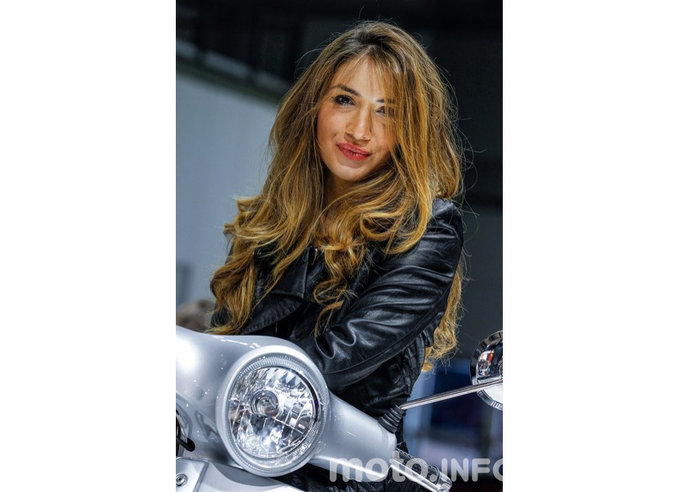 EICMA 2015: le ragazze più belle del salone - Foto 57 di 79