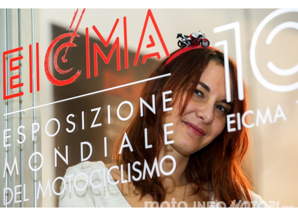 EICMA 2015: le ragazze più belle del salone - Foto 78 di 79