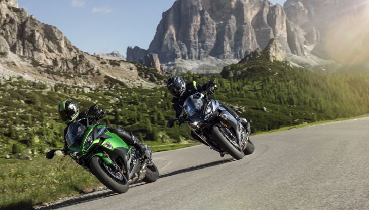Nuova Kawasaki Z1000SX 2017: la moto da tutto e per tutto - Foto 4 di 15