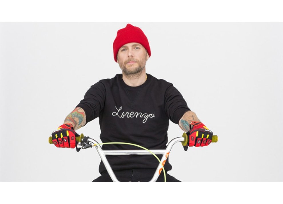 Jovanotti e Acerbis per l’ultimo album del cantante: Lorenzo 2015 cc - Foto 9 di 9