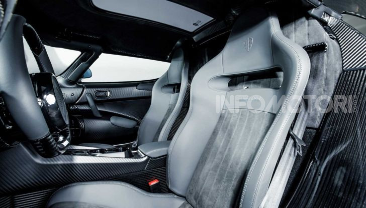 Koenigsegg Regera Naked Carbon - Foto 5 di 10