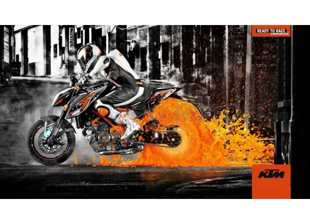 Ktm: l’arancia meccanica carica gli ingranaggi per Orange Days