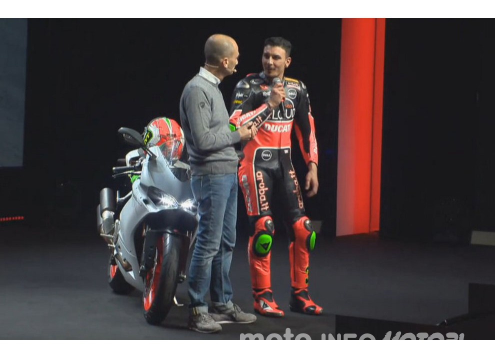 Le più belle immagini dai padiglioni dell’EICMA 2015 - Foto 24 di 40