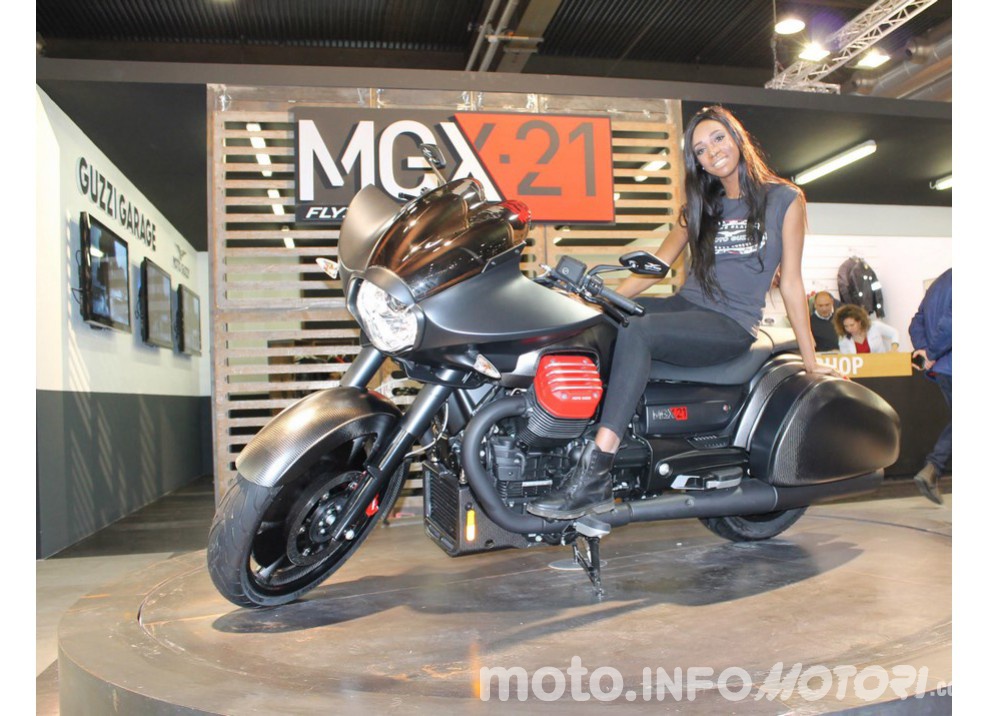 Le ragazze da copertina al Motor Bike Expo 2016 - Foto 10 di 29