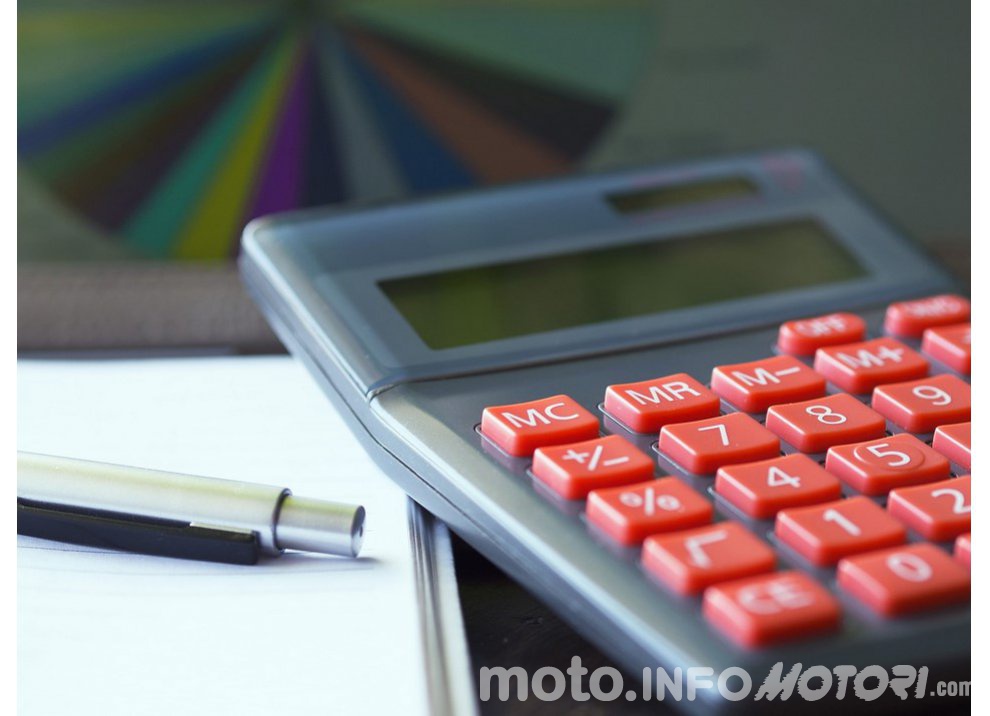 Max Biaggi: evasione fiscale per 18 milioni di euro - Foto 2 di 5