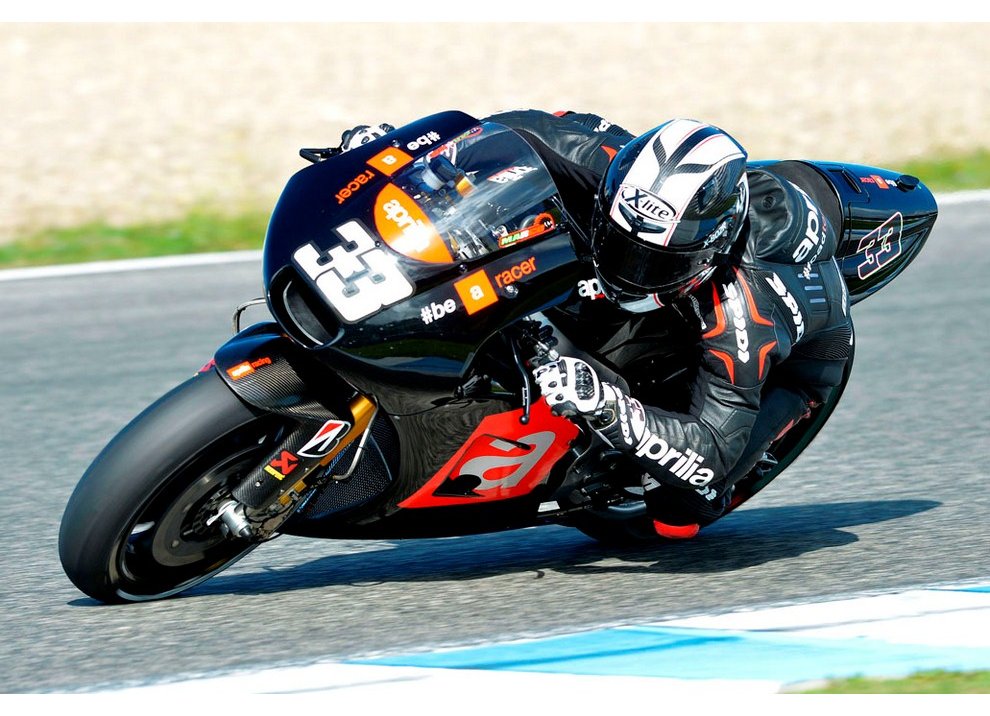 Melandri in Motogp: con Aprilia servirà molto impegno per fare bene