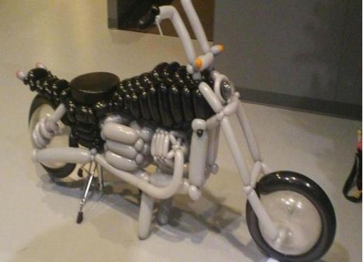 Moto Guzzi, che passione! Un’ampia gallery di foto simpatiche - Foto 14 di 20