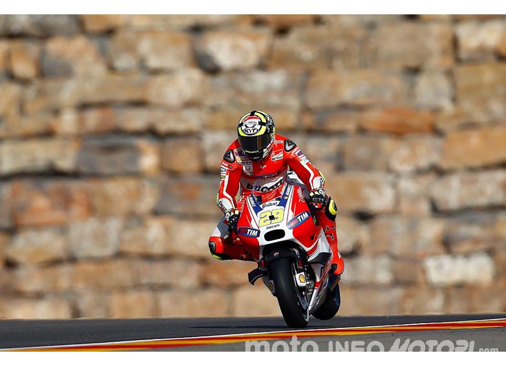 MotoGP Aragon 2015, Ducati: nel bene e nel male, in salute e in malattia.