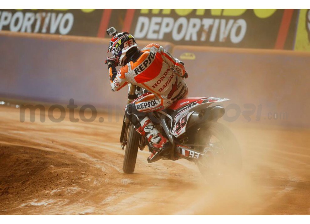 MotoGP: Marc Marquez si rompe un dito in allenamento, Jerez in forse - Foto 12 di 13