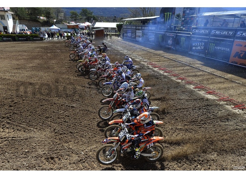 MXGP 2015: arriva il Gran Premio del Trentino, Cairoli Vs Villopoto - Foto 10 di 12