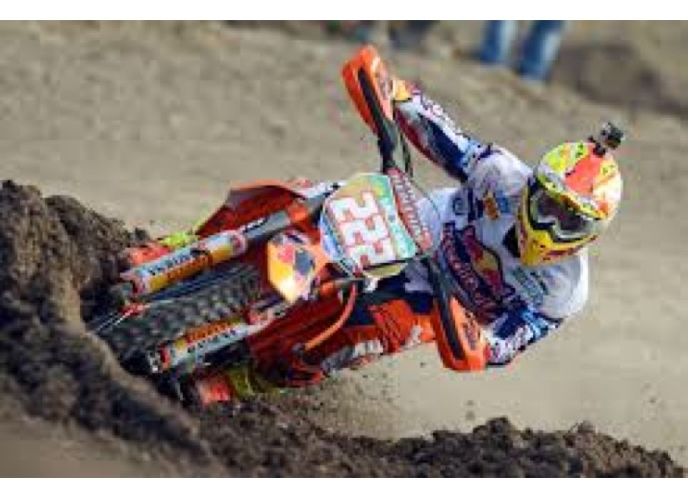 MXGP 2015: parte il mondiale in Qatar ed è Cairoli VS Villopoto – Orari - Foto 6 di 21