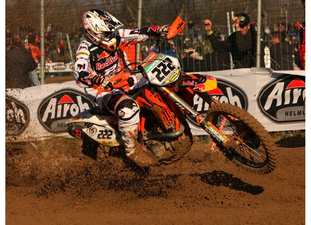 MXGP 2015: parte il mondiale in Qatar ed è Cairoli VS Villopoto – Orari - Foto 20 di 21