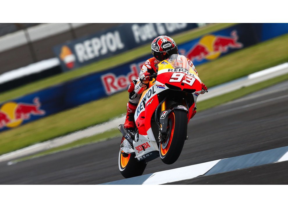 Risultati Misano 2015, MotoGP: Marquez vince, brutta caduta per Lorenzo 