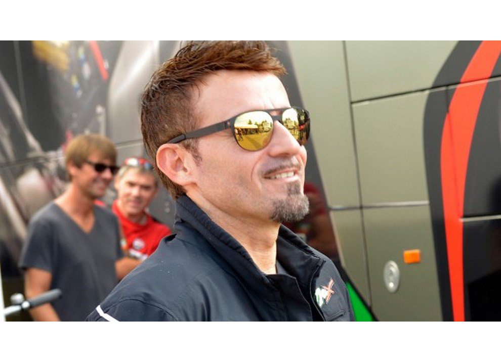 Superbike, infortunio in bici: Max Biaggi non correrà in Qatar - Foto 7 di 8