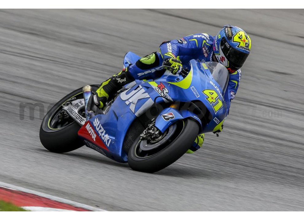 Suzuki a Jerez con il cambio seamless ed un nuovo motore per la MotoGP - Foto 4 di 6