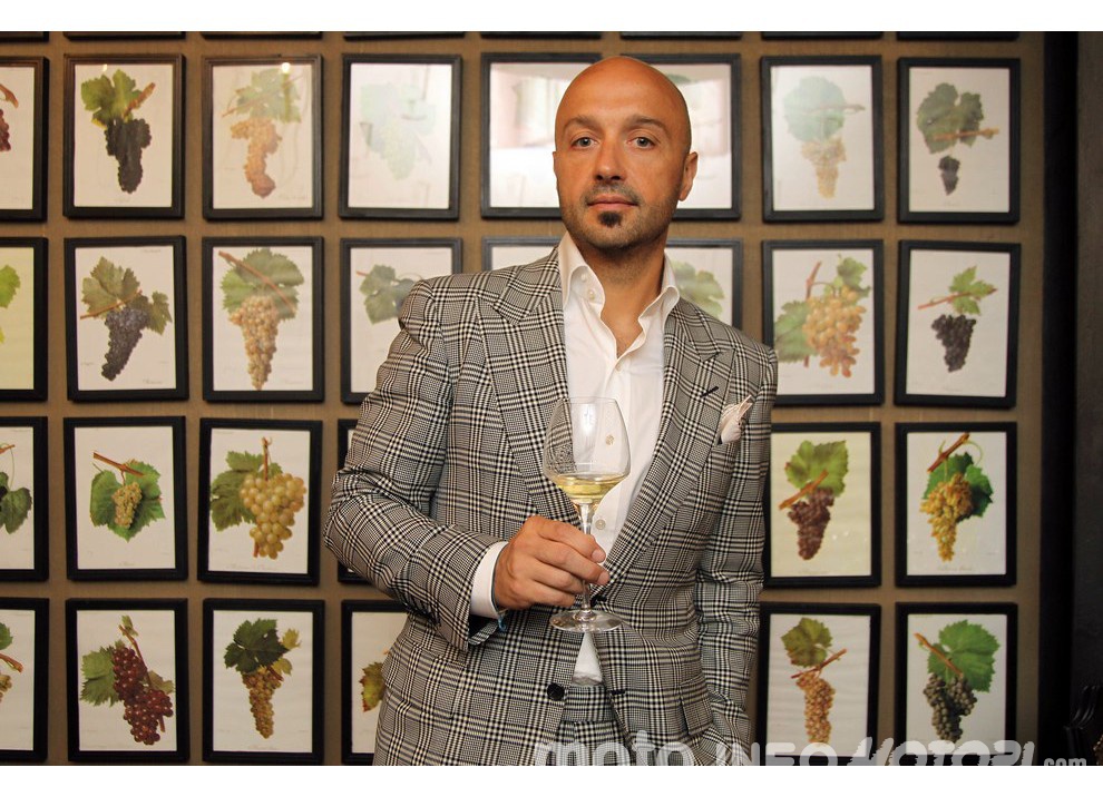 Top Gear Italia con Guido Meda e Joe Bastianich, pronti a partire - Foto 4 di 7
