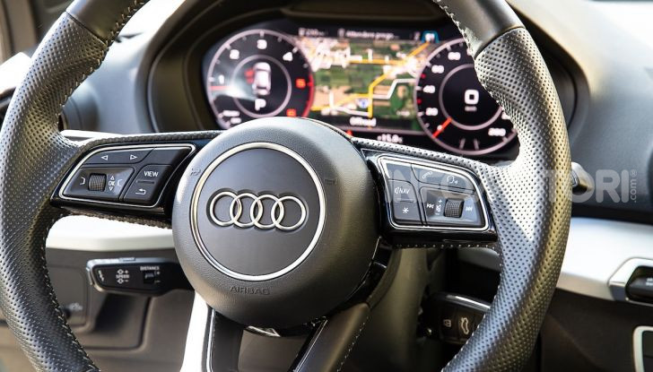 Audi Q2 1.6 TDI S Tronic Sport: prova su strada del crossover premium - Foto 17 di 42