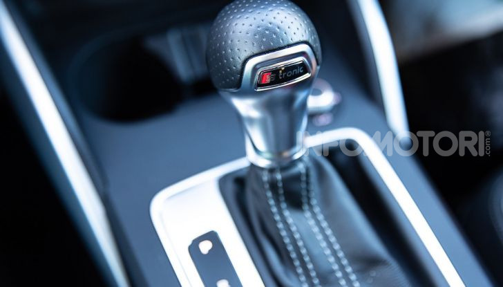 Audi Q2 1.6 TDI S Tronic Sport: prova su strada del crossover premium - Foto 35 di 42