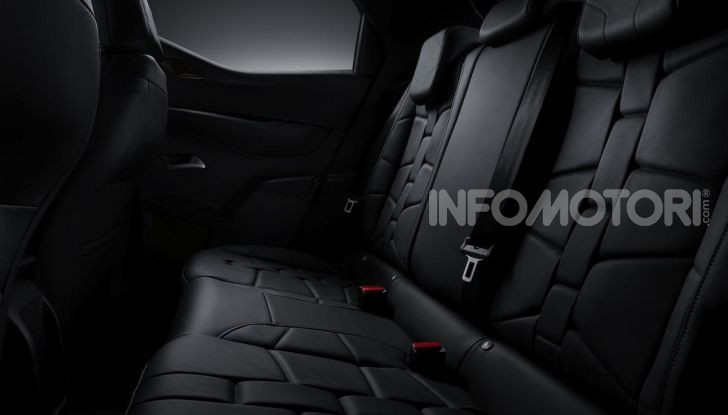 DS 3 Crossback 2019, il SUV di lusso urbano anche elettrico - Foto 26 di 29