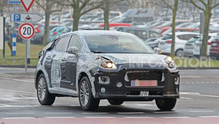 Il nuovo SUV di Ford su base Fiesta per il 2020 - Foto 5 di 16