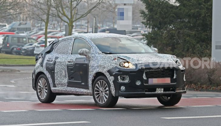 Il nuovo SUV di Ford su base Fiesta per il 2020 - Foto 6 di 16