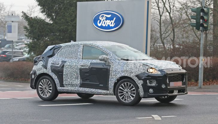 Il nuovo SUV di Ford su base Fiesta per il 2020 - Foto 8 di 16
