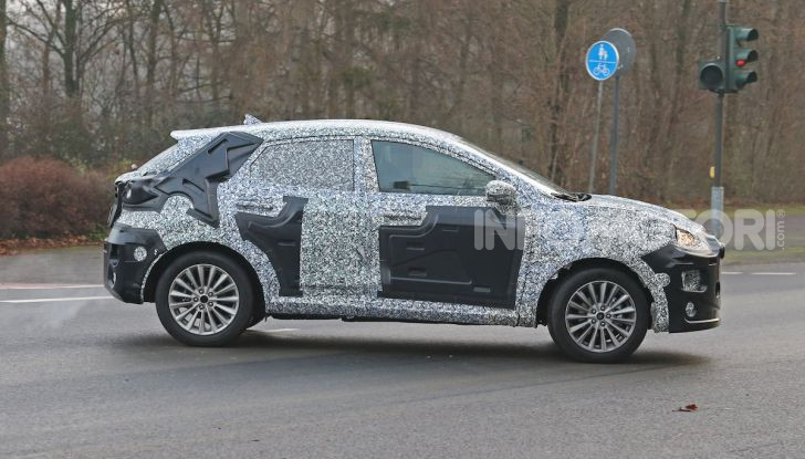 Il nuovo SUV di Ford su base Fiesta per il 2020 - Foto 10 di 16