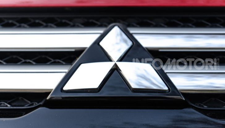Prova Mitsubishi Eclipse Cross 2018, il SUV Coupé dello Shinobi - Foto 17 di 39