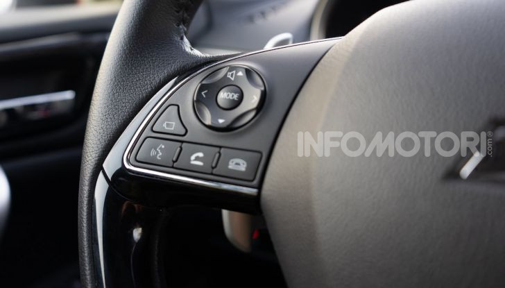 Prova Mitsubishi Eclipse Cross 2018, il SUV Coupé dello Shinobi - Foto 32 di 39