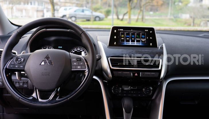 Prova Mitsubishi Eclipse Cross 2018, il SUV Coupé dello Shinobi - Foto 38 di 39