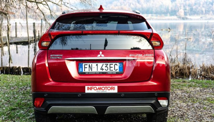 Prova Mitsubishi Eclipse Cross 2018, il SUV Coupé dello Shinobi - Foto 11 di 39