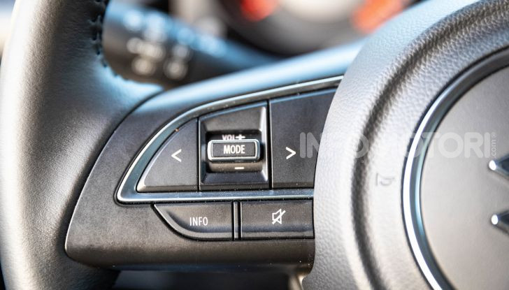 Prova Suzuki Jimny: 8 motivi per cui sarà un grande successo - Foto 18 di 43