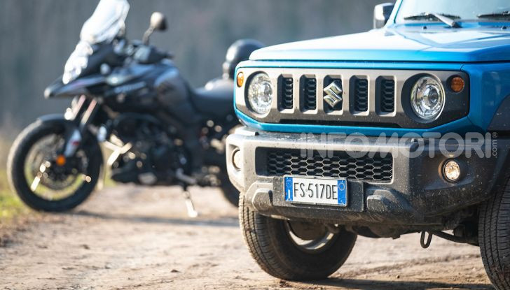 Suzuki Jimny VS V-Strom 1000 XT: il DNA dell’avventura - Foto 9 di 11