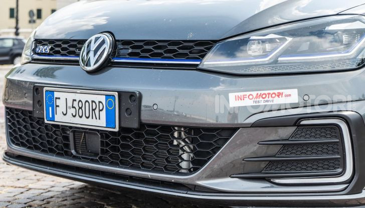 Volkswagen Golf GTE: prova su strada dell’ibrido plug-in da 204CV - Foto 9 di 33