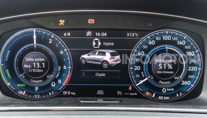 Volkswagen Golf GTE: prova su strada dell’ibrido plug-in da 204CV - Foto 19 di 33
