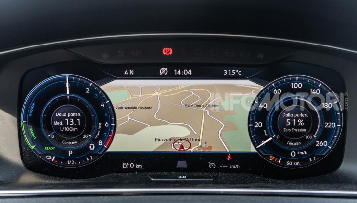 Volkswagen Golf GTE: prova su strada dell’ibrido plug-in da 204CV - Foto 20 di 33
