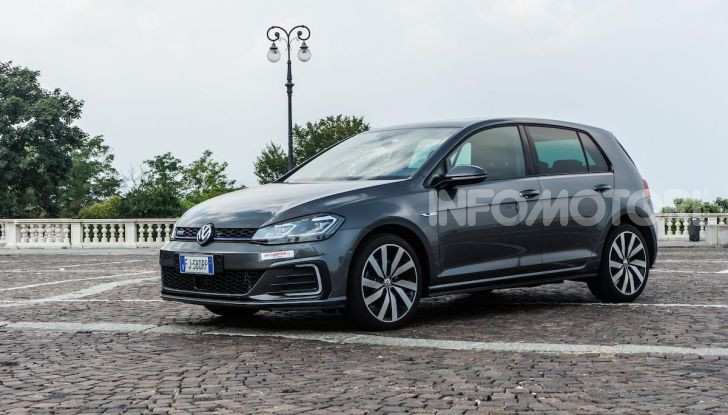 Volkswagen Golf GTE: prova su strada dell’ibrido plug-in da 204CV - Foto 3 di 33