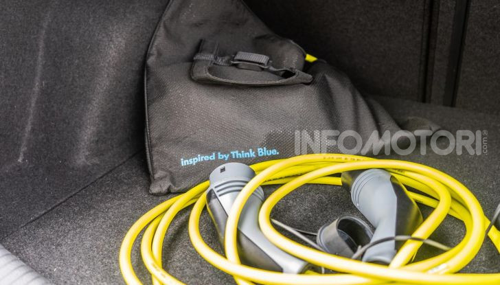 Volkswagen Golf GTE: prova su strada dell’ibrido plug-in da 204CV - Foto 25 di 33