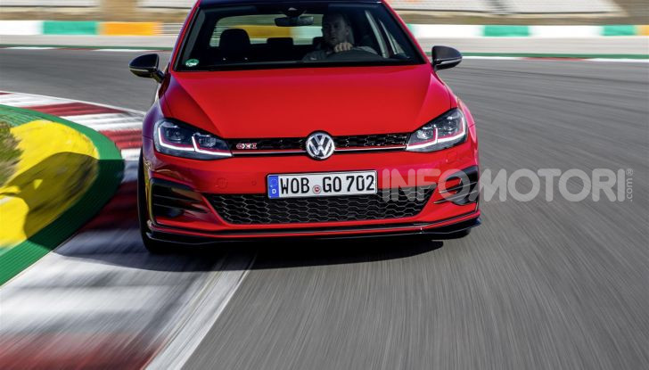 Volkswagen Golf GTI TCR, dal motorsport alla strada - Foto 6 di 15