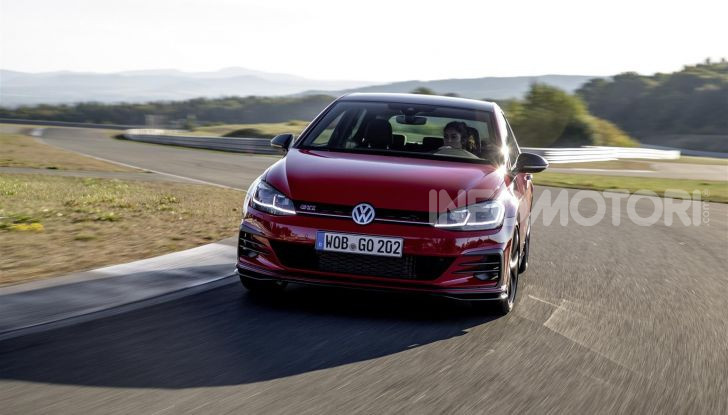 Volkswagen Golf GTI TCR, dal motorsport alla strada - Foto 8 di 15